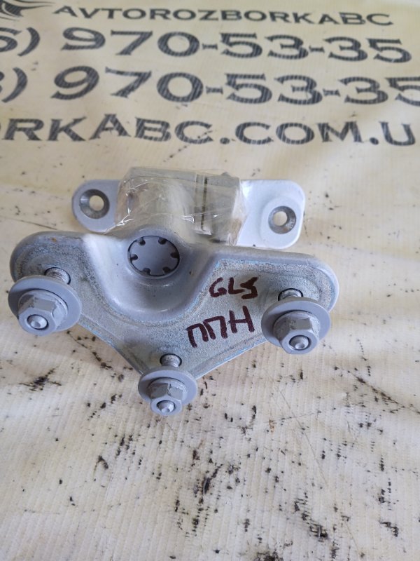 Петля двери передняя правая Mercedes-Benz GLS 450 4MATIC 276 3.0 biturbo Петля двери передняя правая Mercedes-Benz GLS 450 4MATIC 276 3.0 biturbo