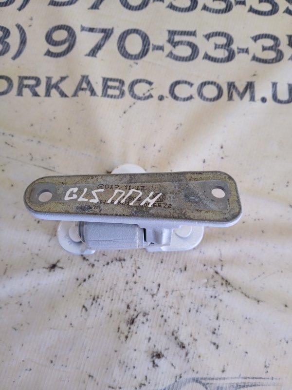 Петля двери передняя правая GLS 450 4MATIC 2018 276 3.0 biturbo Петля двери передняя правая GLS 450 4MATIC 2018 276 3.0 biturbo