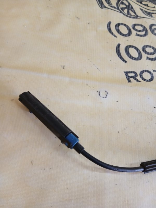 Замок капота передний passat 2014 B7 2.0 Замок капота передний passat 2014 B7 2.0