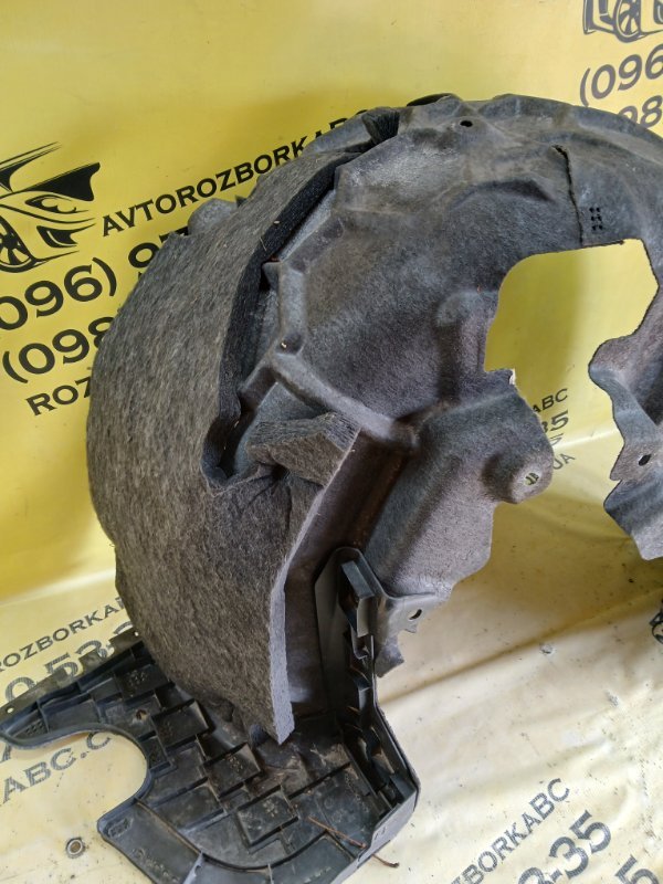 Подкрылок задний левый Q7 2016 4M 3.0 Подкрылок задний левый Q7 2016 4M 3.0