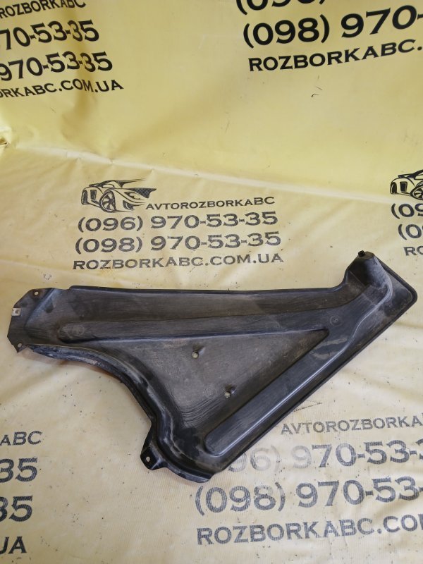 Запчасть защита днища кузова задняя правая Audi Q7 2016 4M 3.0 4M0825219E Б/У Защита днища кузова задняя правая Audi Q7 2016 4M 3.0 4M0825219E Б/У