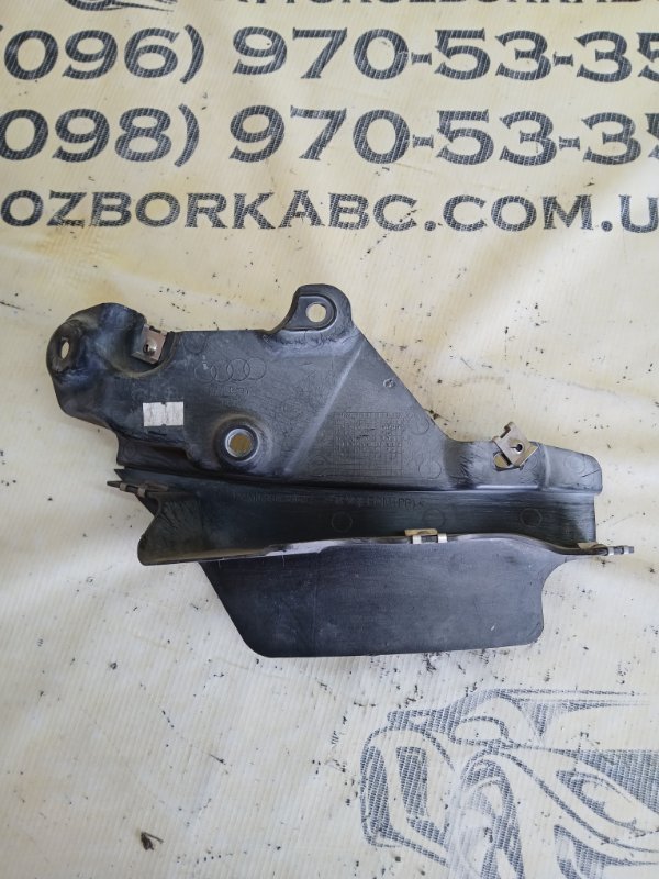 Бризговик задний правый Audi Q7 4M 3.0 Бризговик задний правый Audi Q7 4M 3.0