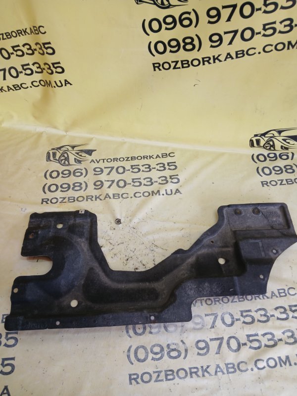 Запчасть защита днища кузова задняя левая Audi Q7 2016 4M 3.0 4M0825213J Б/У Защита днища кузова задняя левая Audi Q7 2016 4M 3.0 4M0825213J Б/У