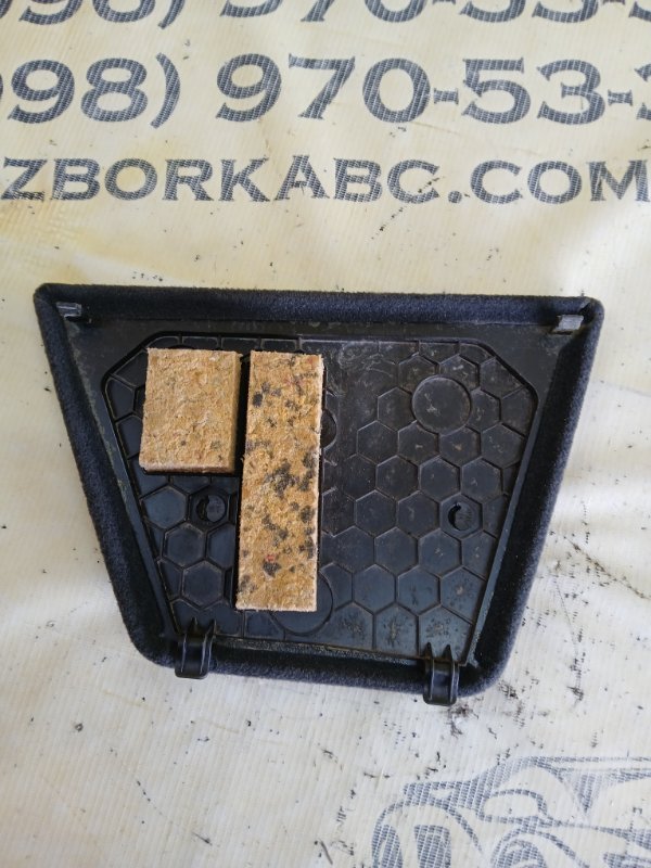 Обшивка багажника задняя Audi Q7 4M 3.0 Обшивка багажника задняя Audi Q7 4M 3.0