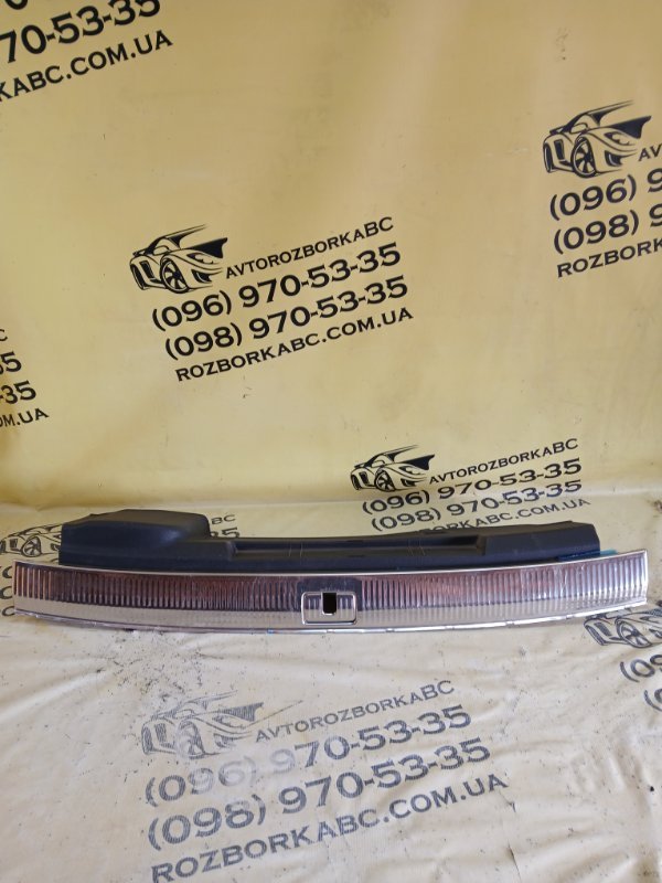 Запчасть накладка багажника задняя Audi Q7 2016 4M 3.0 4M0 864 483 F Б/У Накладка багажника задняя Audi Q7 2016 4M 3.0 4M0 864 483 F Б/У