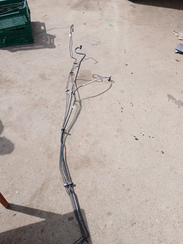 Запчасть подводящий топливопровод Mercedes-Benz gl 450 2015 x166 276 3.0 biturbo A1664701200 Б/У Подводящий топливопровод Mercedes-Benz gl 450 2015 x166 276 3.0 biturbo A1664701200 Б/У