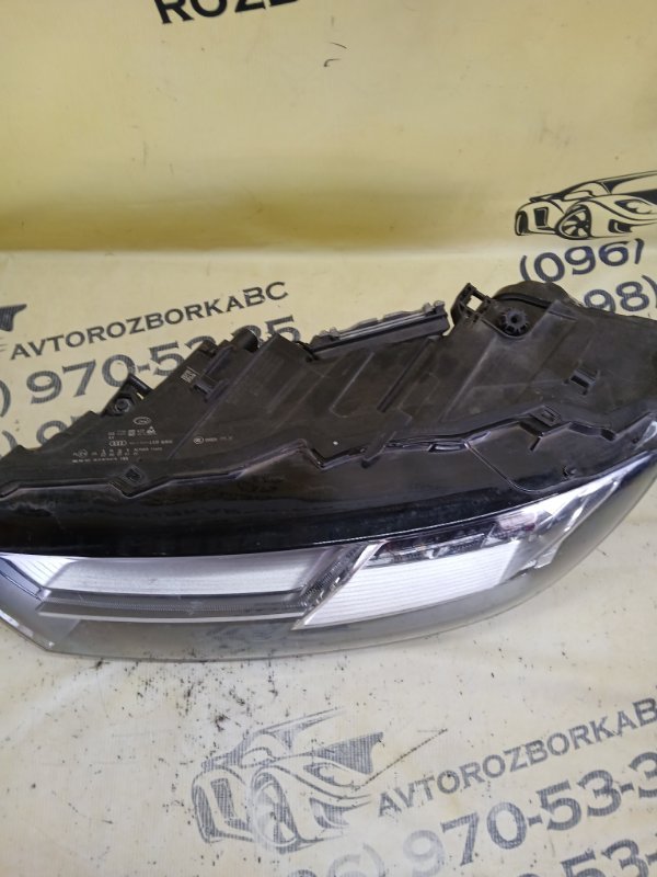 Фара передняя левая Q7 2016 4M 3.0 Фара передняя левая Q7 2016 4M 3.0