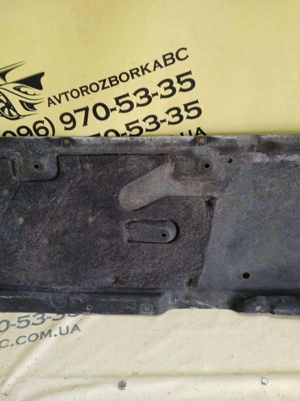 Защита днища кузова правая Audi Q7 4M 3.0 Защита днища кузова правая Audi Q7 4M 3.0