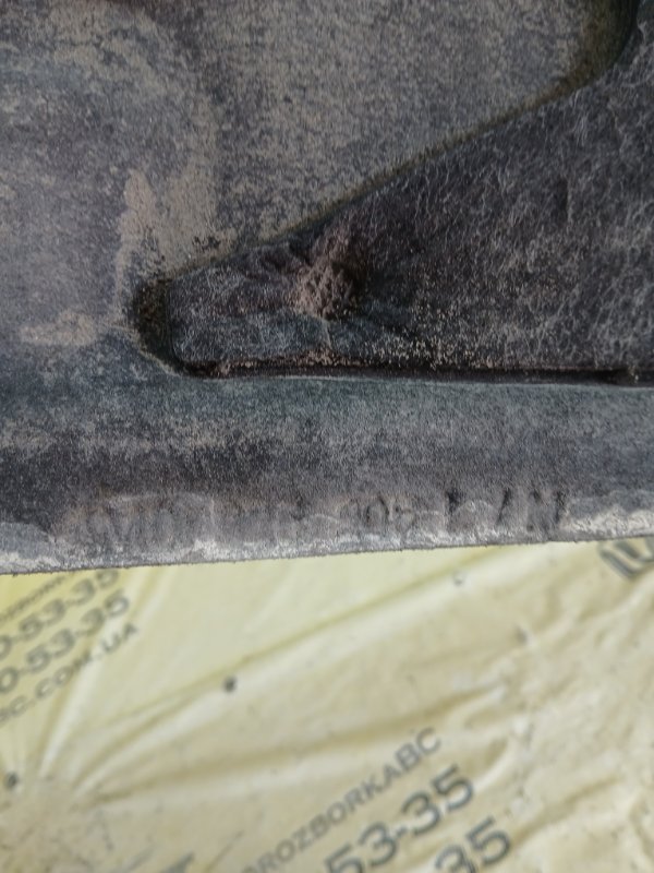 Защита днища кузова правая Q7 2016 4M 3.0 Защита днища кузова правая Q7 2016 4M 3.0