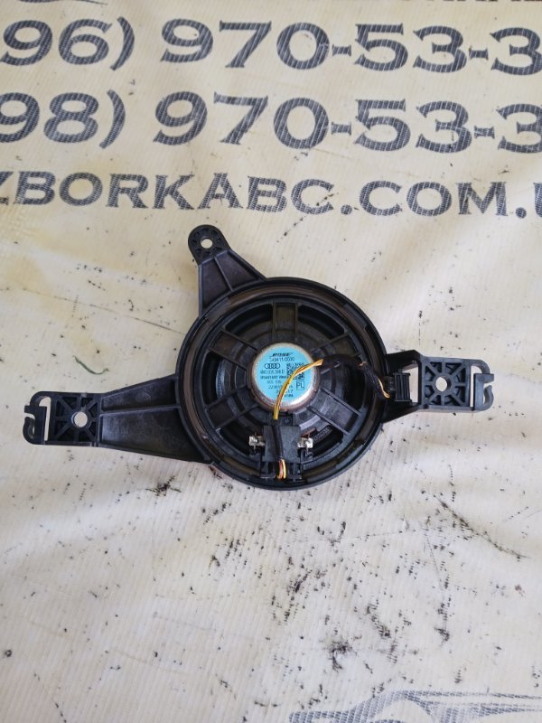 Динамик задний левый Audi Q7 4M 3.0 Динамик задний левый Audi Q7 4M 3.0