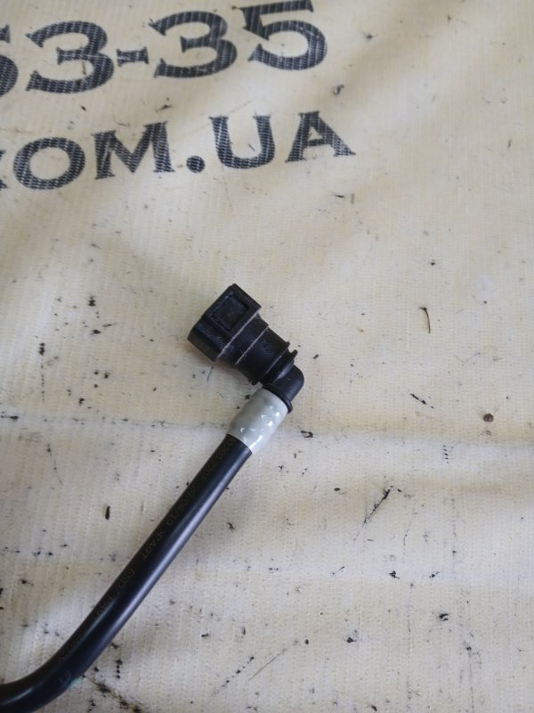 Трубка топливная BMW 530 G30 XB1142M0 Трубка топливная BMW 530 G30 XB1142M0