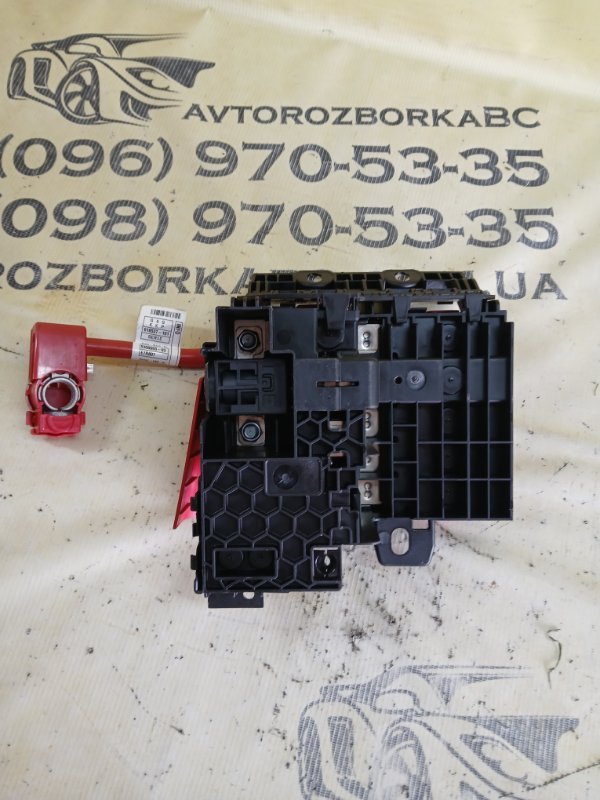 Распределитель потенциалов 530 2018 G30 XB1142M0 Распределитель потенциалов 530 2018 G30 XB1142M0