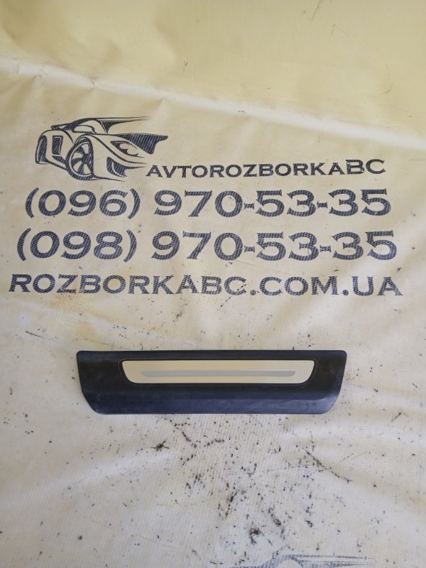 Запчасть накладка порога Audi Q7 2016 4M 3.0 4M0853376A Б/У Накладка порога Audi Q7 2016 4M 3.0 4M0853376A Б/У