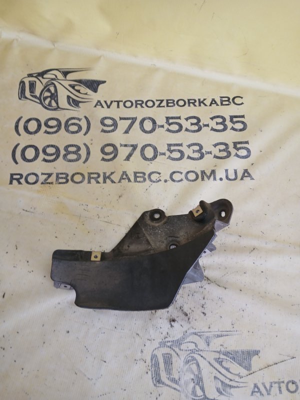 Запчасть брызговик задний правый Audi Q7 2016 4M 3.0 4M0854816F Б/У Брызговик задний правый Audi Q7 2016 4M 3.0 4M0854816F Б/У