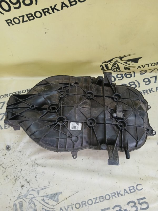 Коллектор впускной Camaro 2015 LT 3.6 Коллектор впускной Camaro 2015 LT 3.6