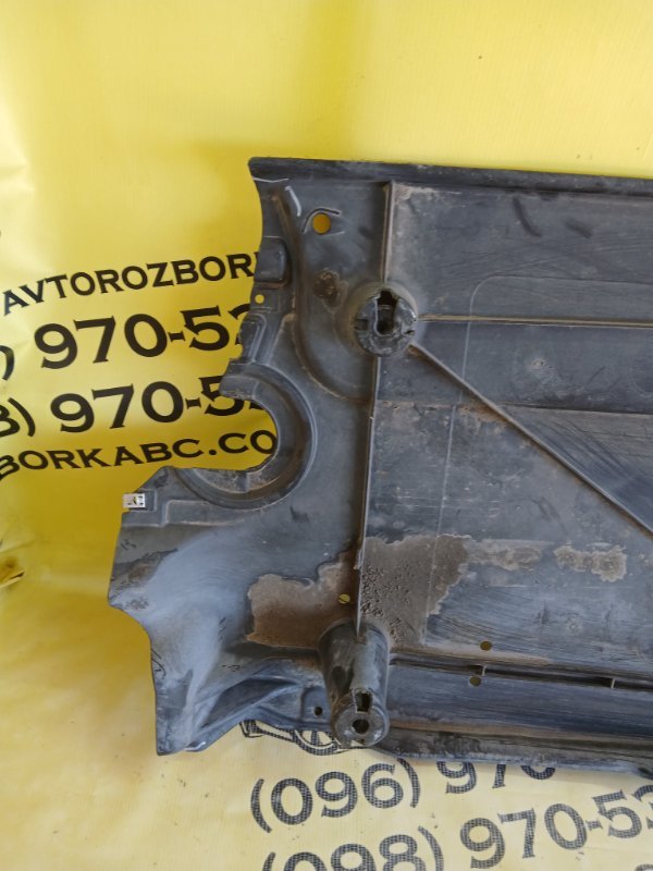 Защита днища кузова правая Tiguan 2019 Allspace 2.0 DGUA Защита днища кузова правая Tiguan 2019 Allspace 2.0 DGUA