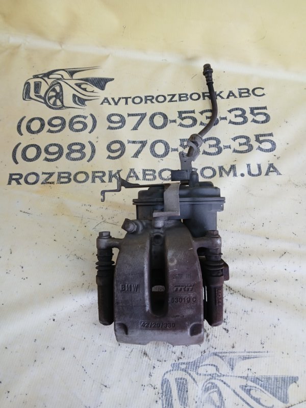 Суппорт тормозной задний правый 530 2018 G30 XB1142M0 Суппорт тормозной задний правый 530 2018 G30 XB1142M0