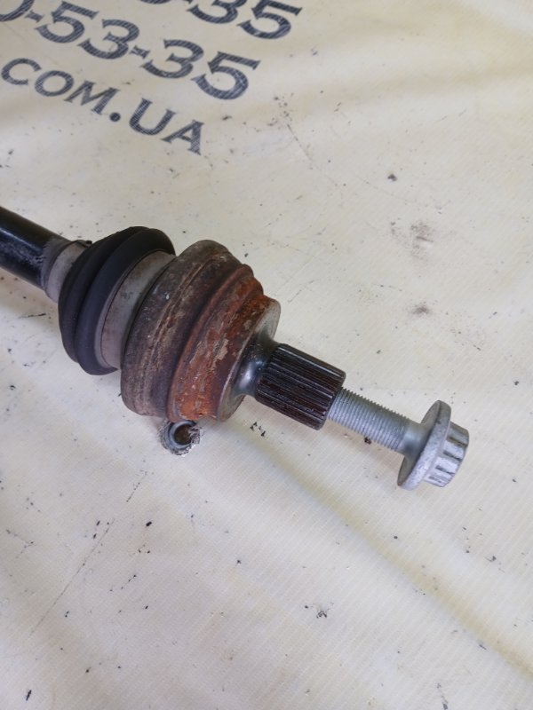 Полуось задний правый Tiguan 2019 Allspace 2.0 DGUA Полуось задний правый Tiguan 2019 Allspace 2.0 DGUA