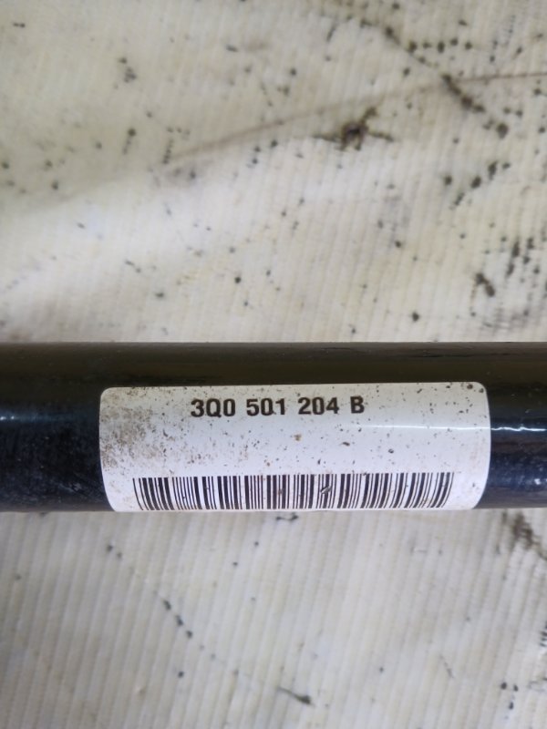 Полуось задний правый Tiguan 2019 Allspace 2.0 DGUA Полуось задний правый Tiguan 2019 Allspace 2.0 DGUA