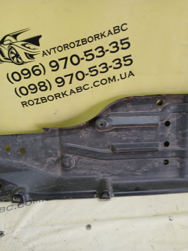 Защита днища кузова левая Mercedes-Benz GLS 450 4MATIC 276 3.0 biturbo Защита днища кузова левая Mercedes-Benz GLS 450 4MATIC 276 3.0 biturbo