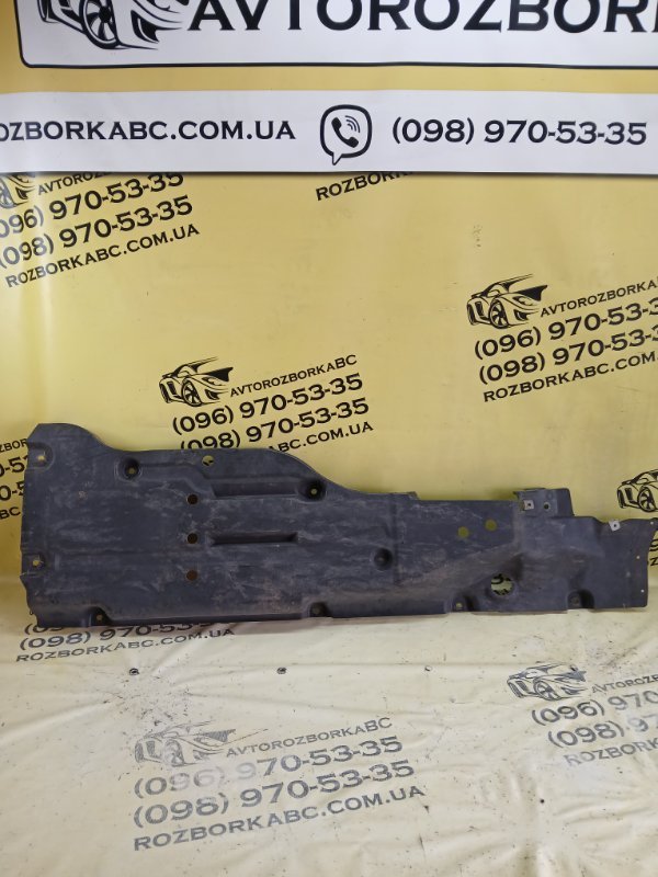 Запчасть защита днища кузова правая Mercedes-Benz GLS 450 4MATIC 2018 276 3.0 biturbo A1666805101 Б/У Защита днища кузова правая Mercedes-Benz GLS 450 4MATIC 2018 276 3.0 biturbo A1666805101 Б/У