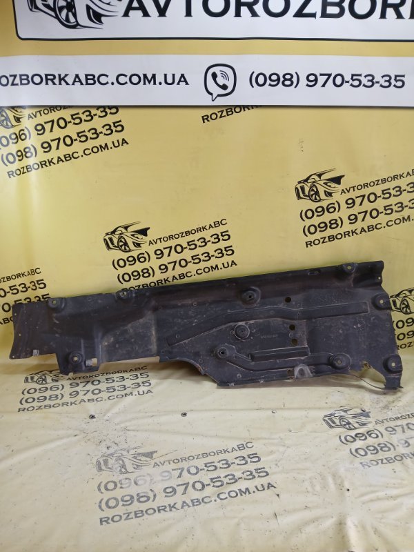 Защита днища кузова правая GLS 450 4MATIC 2018 276 3.0 biturbo Защита днища кузова правая GLS 450 4MATIC 2018 276 3.0 biturbo