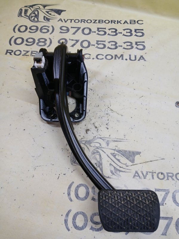 Педаль тормоза GLS 450 4MATIC 2018 276 3.0 biturbo