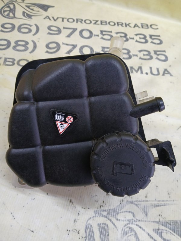 Бачок расширительный GLS 450 4MATIC 2018 276 3.0 biturbo