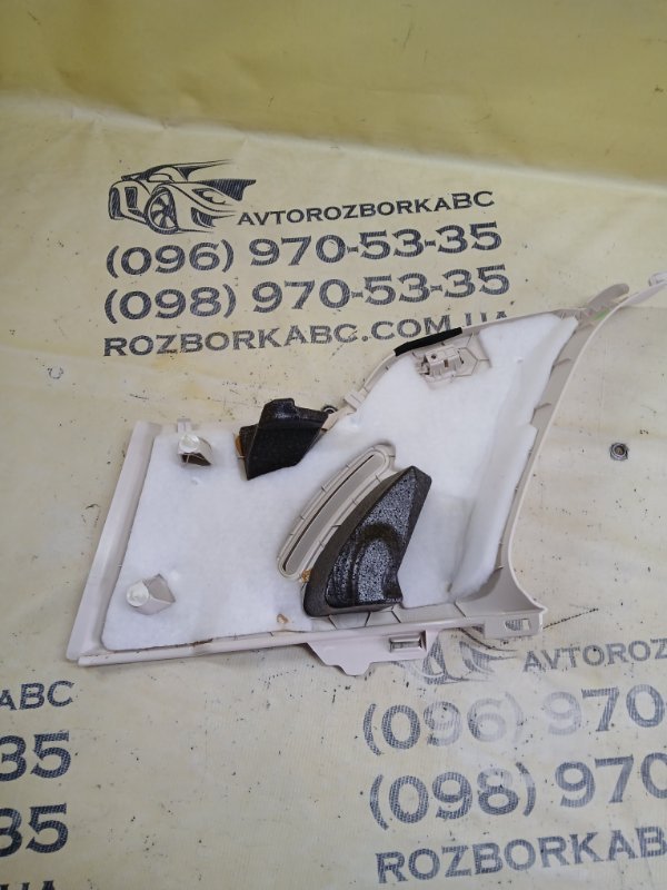 Обшивка стойки задняя правая GLS 450 4MATIC 2018 276 3.0 biturbo Обшивка стойки задняя правая GLS 450 4MATIC 2018 276 3.0 biturbo