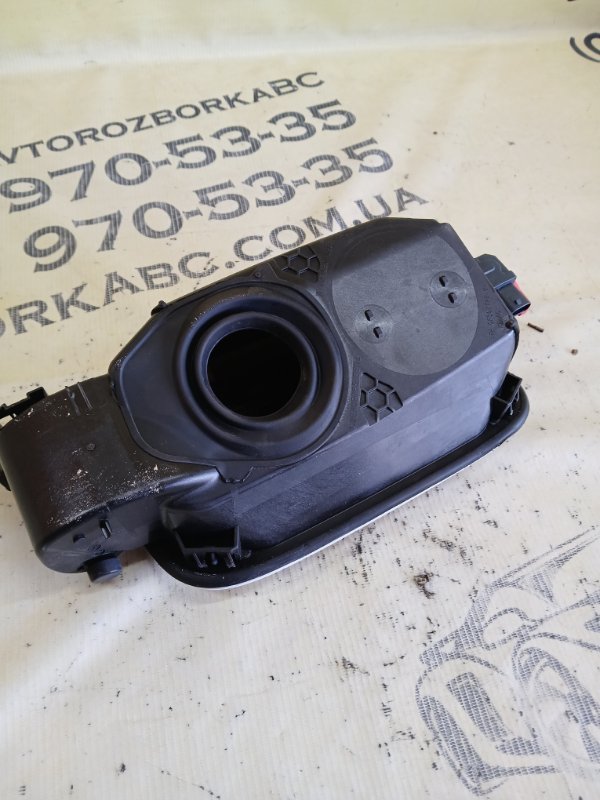 Лючок топливного бака GLS 450 4MATIC 2018 276 3.0 biturbo Лючок топливного бака GLS 450 4MATIC 2018 276 3.0 biturbo