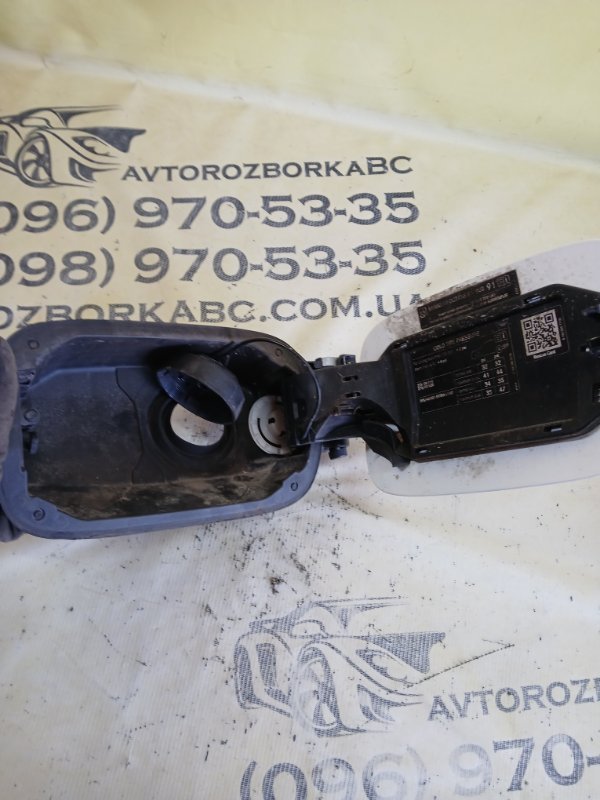 Лючок топливного бака GLS 450 4MATIC 2018 276 3.0 biturbo Лючок топливного бака GLS 450 4MATIC 2018 276 3.0 biturbo