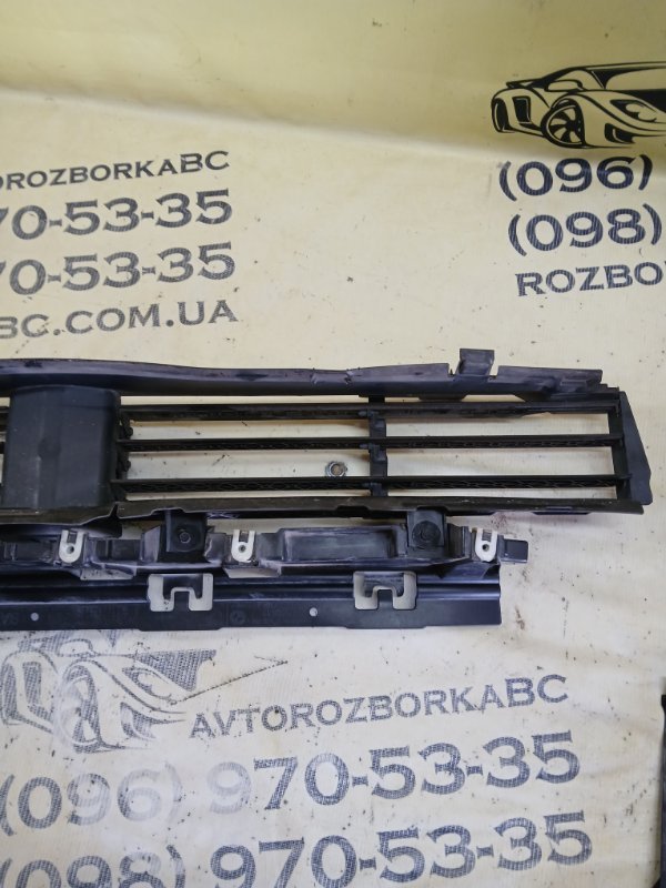 Воздуховод радиатора BMW 530 G30 XB1142M0 Воздуховод радиатора BMW 530 G30 XB1142M0