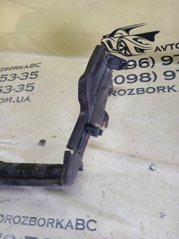 Накладка радиатора 530 2018 G30 XB1142M0 Накладка радиатора 530 2018 G30 XB1142M0