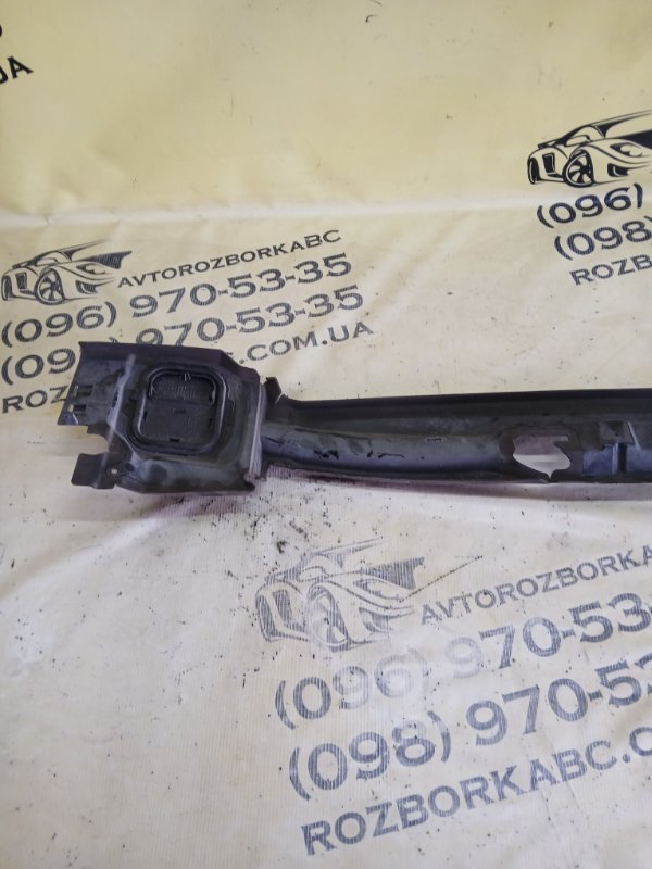 Воздуховод передний 530 2018 G30 XB1142M0 Воздуховод передний 530 2018 G30 XB1142M0