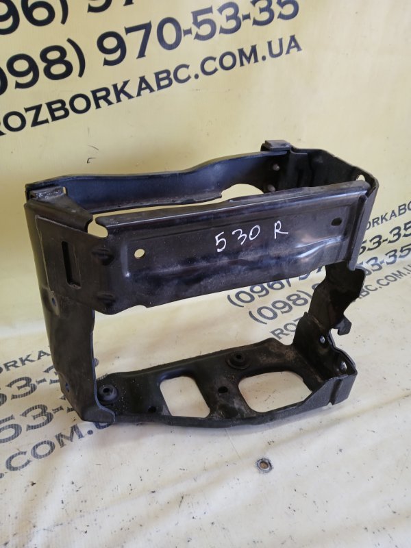 Усилитель бампера передний правый 530 2018 G30 XB1142M0