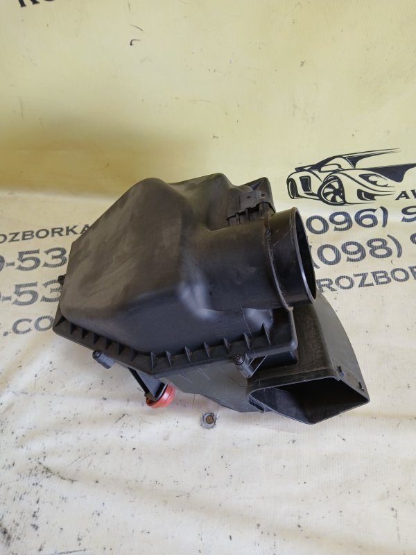 Корпус воздушного фильтра 530 2018 G30 XB1142M0 Корпус воздушного фильтра 530 2018 G30 XB1142M0