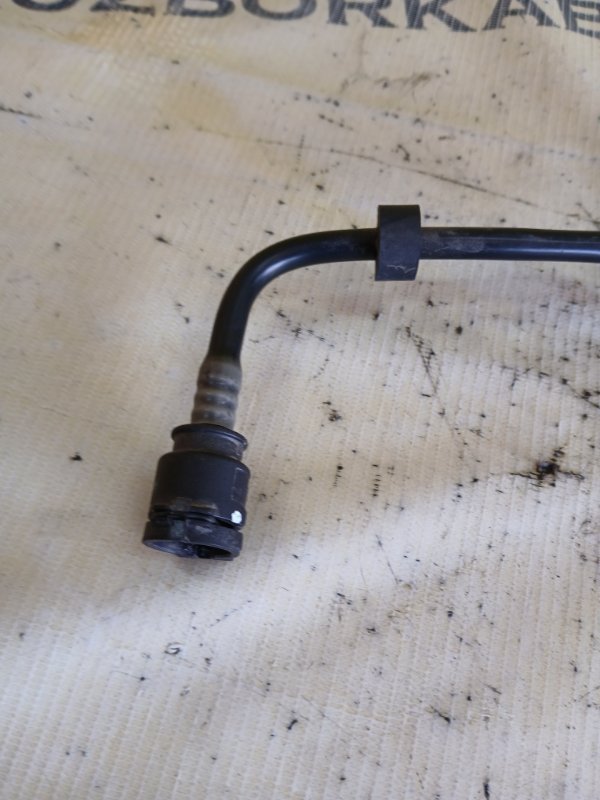 Трубка системи охлаждение 530 2018 G30 XB1142M0 Трубка системи охлаждение 530 2018 G30 XB1142M0