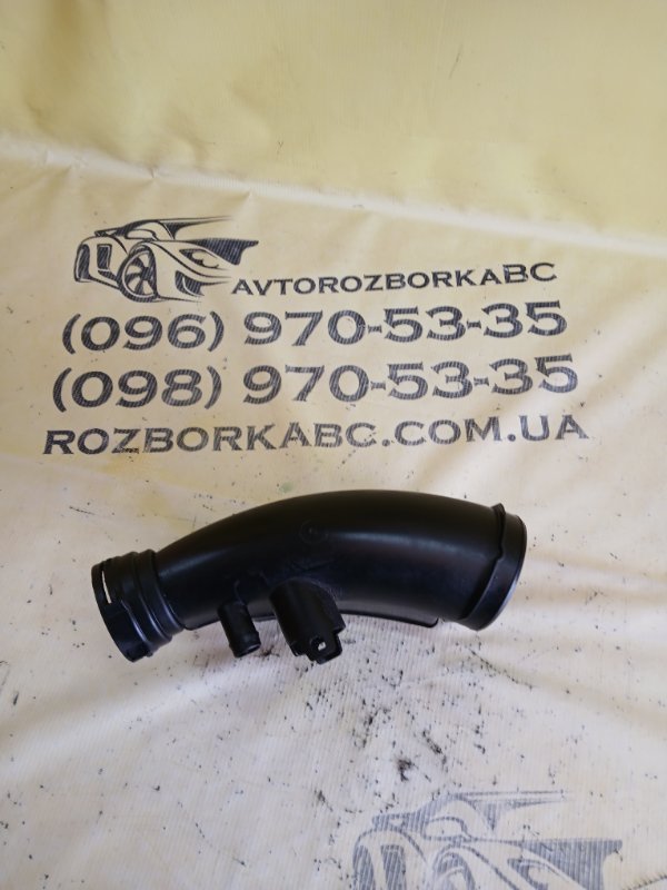 Запчасть патрубок/трубопровід BMW 530 2018 G30 XB1142M0 13718663614 Б/У Патрубок/трубопровід BMW 530 2018 G30 XB1142M0 13718663614 Б/У