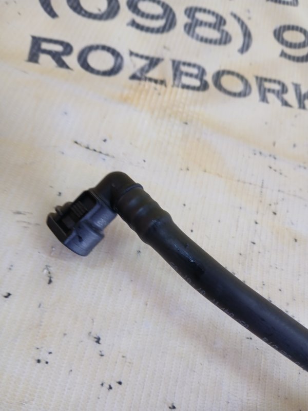 Трубка вентиляционная 530 2018 G30 XB1142M0 Трубка вентиляционная 530 2018 G30 XB1142M0