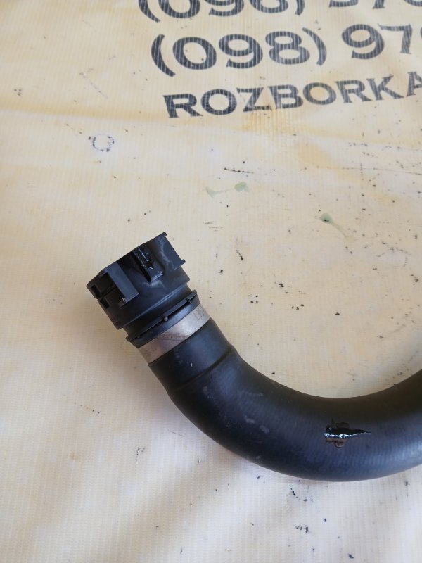 Патрубок системы охлаждения 530 2018 G30 XB1142M0 Патрубок системы охлаждения 530 2018 G30 XB1142M0