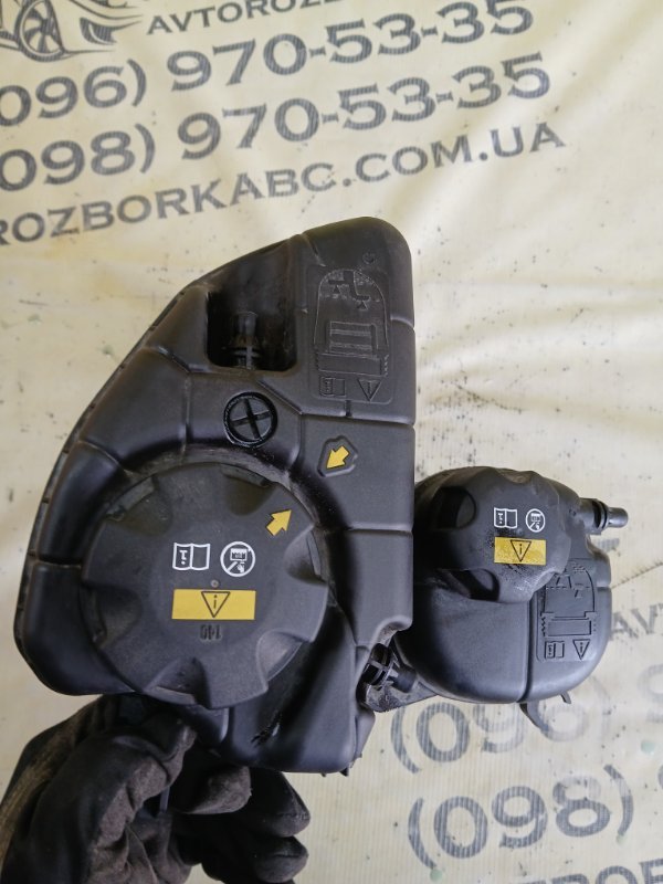 Бачок расширительный 530 2018 G30 XB1142M0 Бачок расширительный 530 2018 G30 XB1142M0