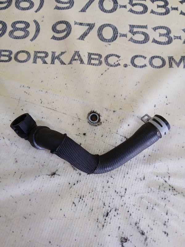 Патрубок системы охлаждения 530 2018 G30 XB1142M0 Патрубок системы охлаждения 530 2018 G30 XB1142M0