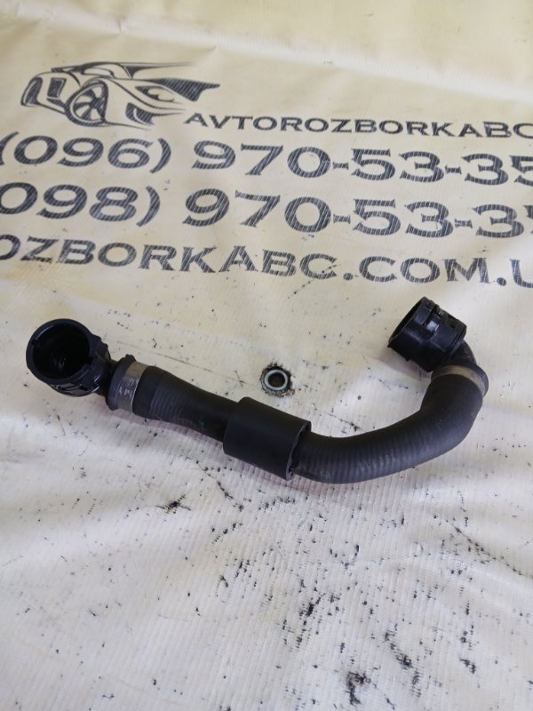 Патрубок системы охлаждения 530 2018 G30 XB1142M0 Патрубок системы охлаждения 530 2018 G30 XB1142M0