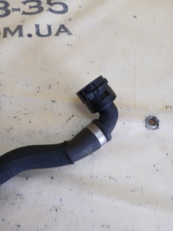 Патрубок системы охлаждения 530 2018 G30 XB1142M0 Патрубок системы охлаждения 530 2018 G30 XB1142M0