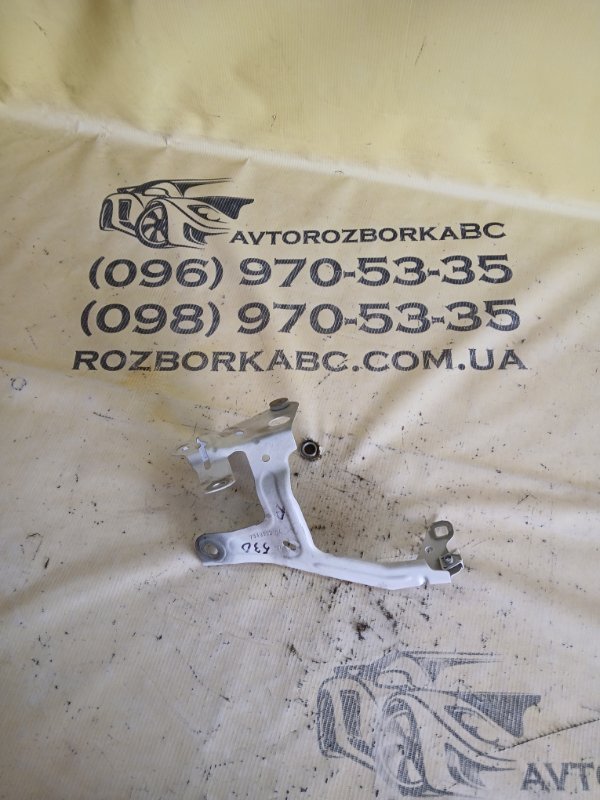 Запчасть кронштейн крыла передний правый BMW 530 2018 G30 XB1142M0 41007440424 Б/У Кронштейн крыла передний правый BMW 530 2018 G30 XB1142M0 41007440424 Б/У