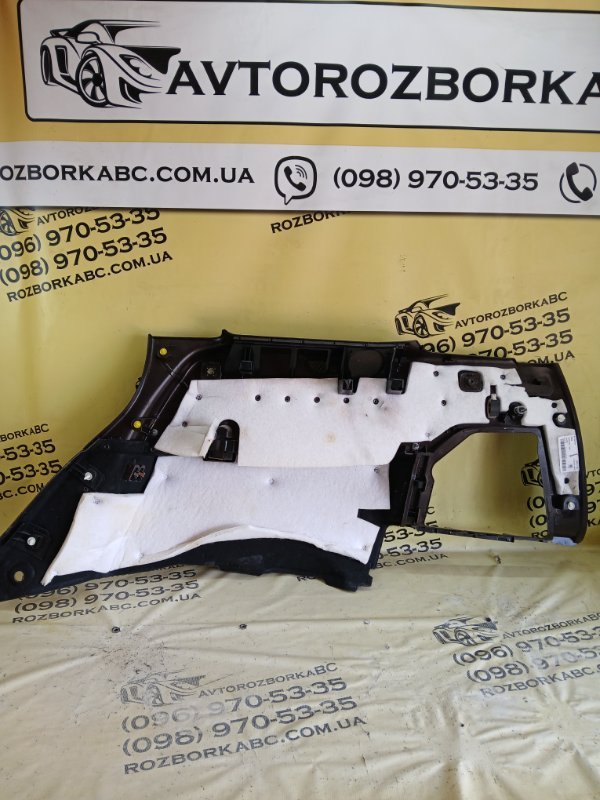 Обшивка багажника задняя левая GLS 450 4MATIC 2018 276 3.0 biturbo Обшивка багажника задняя левая GLS 450 4MATIC 2018 276 3.0 biturbo