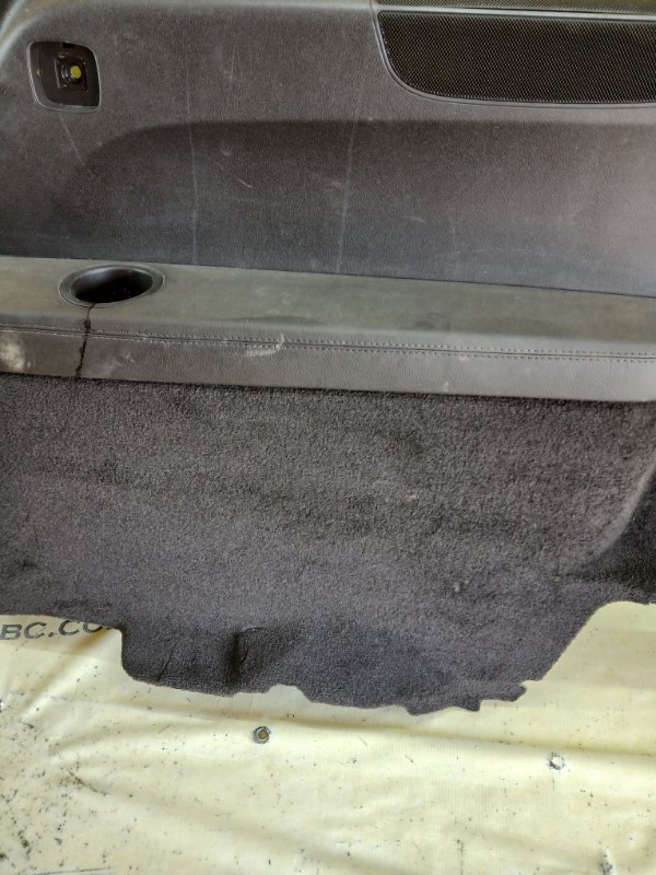 Обшивка багажника передняя правая GLS 450 4MATIC 2018 276 3.0 biturbo Обшивка багажника передняя правая GLS 450 4MATIC 2018 276 3.0 biturbo