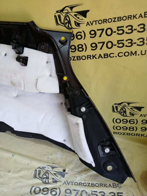 Обшивка багажника передняя правая GLS 450 4MATIC 2018 276 3.0 biturbo Обшивка багажника передняя правая GLS 450 4MATIC 2018 276 3.0 biturbo