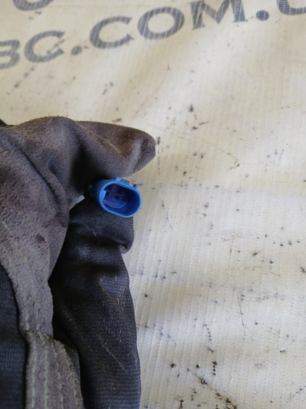 Датчик износа тормозных колодок BMW 530 G30 XB1142M0 Датчик износа тормозных колодок BMW 530 G30 XB1142M0