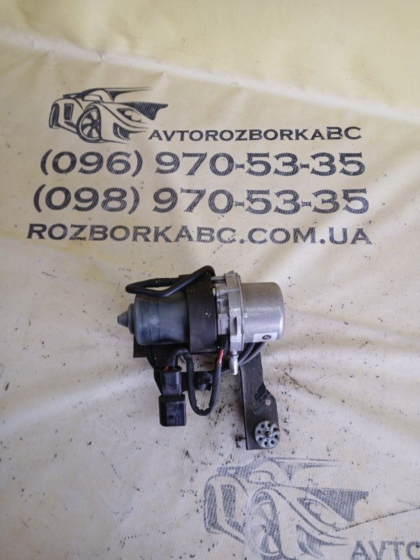 Запчасть вакуумний насос BMW 530 2018 G30 XB1142M0 34336880628 Б/У Вакуумний насос BMW 530 2018 G30 XB1142M0 34336880628 Б/У